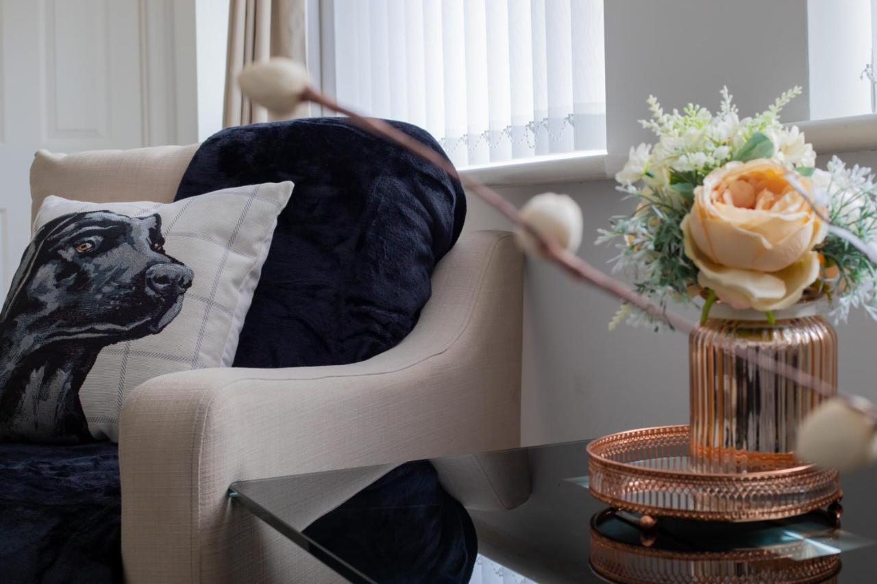 Beautiful Seaside Apartment-free Parking Whitley Bay