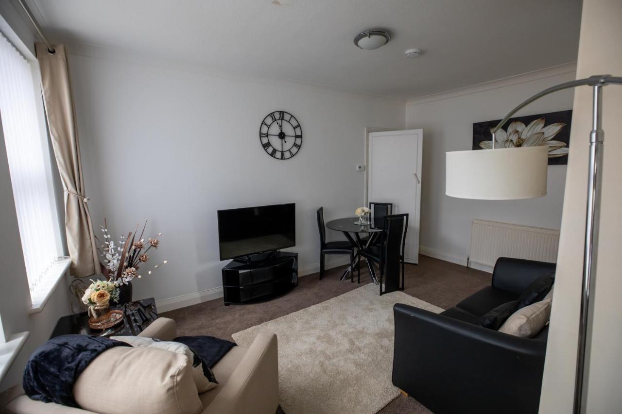 Apartment Beautiful Seaside Apartment-free Parking